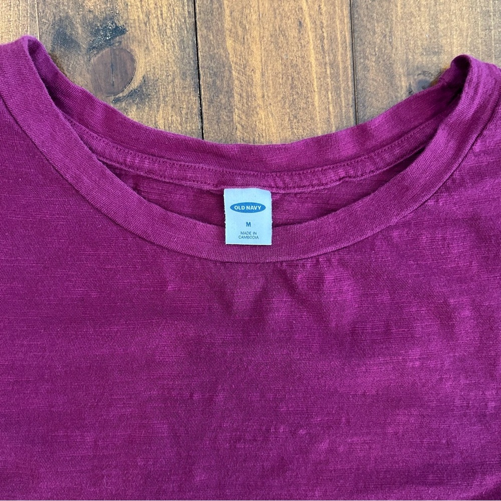 Old Navy Relaxed Fit Ruffle Top - Picture 4 of 8